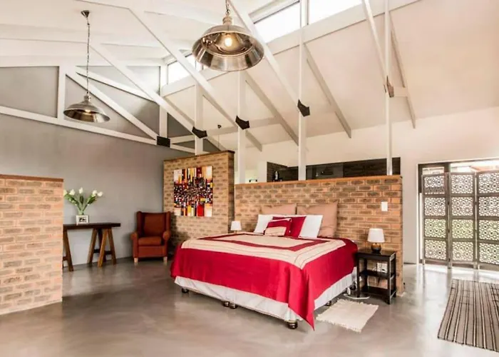 Bromley Loft